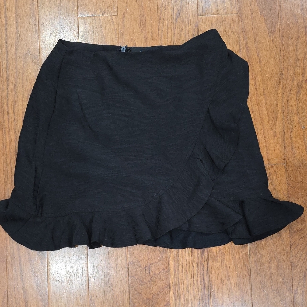 DO+BE Black Ruffle Mini Skirt